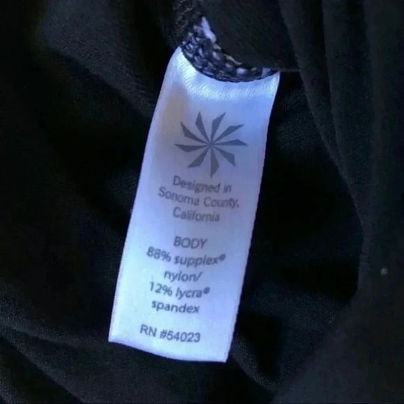 Athleta Chaturanga Capri  Crop Leggings Black Small - Picture 8 of 15